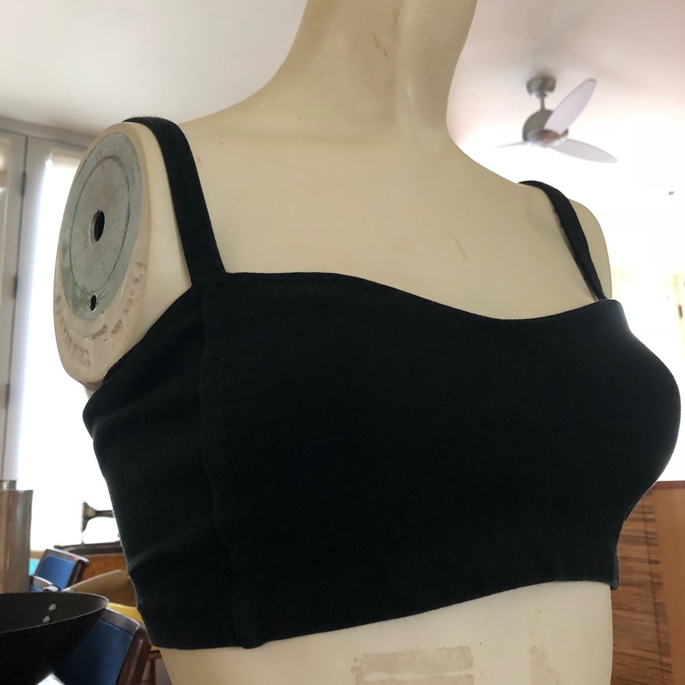 Black Brandy Melville Ribbed Back Bralette